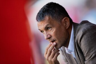 Laut Medienberichten trennt sich Milan von Paolo Maldini. Laut Medienberichten trennt sich Milan von Paolo Maldini.