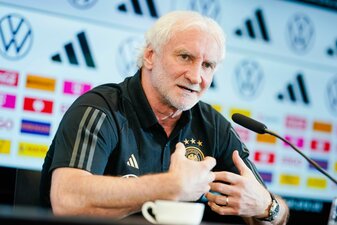 Nimmt das DFB-Team in die Pflicht: Direktor Rudi Völler. Nimmt das DFB-Team in die Pflicht: Direktor Rudi Völler.