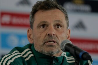 Der Argentinier Diego Cocca ist nach nur vier Monaten entlassen worden. Der Argentinier Diego Cocca ist nach nur vier Monaten entlassen worden.