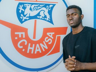 Rostock verpflichtet Abwehrspieler Nkoa aus Erfurt Rostock verpflichtet Abwehrspieler Nkoa aus Erfurt