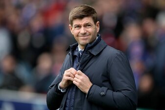 Steht vor einem Wechsel nach Saudi-Arabien: Steven Gerrard. Steht vor einem Wechsel nach Saudi-Arabien: Steven Gerrard.