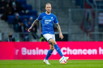 Hoffenheims Kevin Vogt traf bei der Niederlage gegen Straßburg per Elfmeter. Hoffenheims Kevin Vogt traf bei der Niederlage gegen Straßburg per Elfmeter.