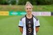 Fußballerin Svenja Huth will mit den DFB-Männern eine Fußballmach werden.