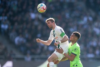 Gladbachs Christoph Kramer (l) fällt lange aus. Gladbachs Christoph Kramer (l) fällt lange aus.