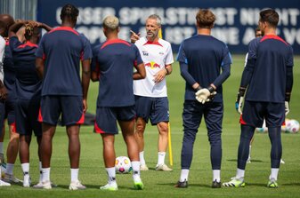RB Leipzig unterlag dem englischen Zweitligisten Ipswich Town mit 0:1. RB Leipzig unterlag dem englischen Zweitligisten Ipswich Town mit 0:1.