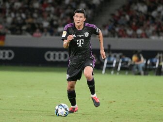 Bayern siegt bei Kim-Debüt Bayern siegt bei Kim-Debüt