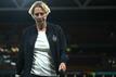 Bundestrainerin Martina Voss-Tecklenburg deutet den Verbleib beim DFB an.