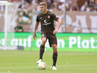 Ajax holt Medic vom FC St. Pauli Ajax holt Medic vom FC St. Pauli