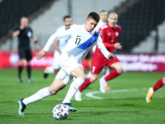 Düsseldorf leiht Tzolis von Norwich aus Düsseldorf leiht Tzolis von Norwich aus
