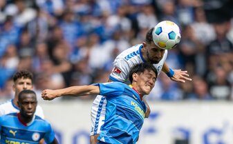Herbert Bockhorn (r) setzte sich mit Magdeburg gegen Eintracht Braunschweig mit Keita Endo durch. Herbert Bockhorn (r) setzte sich mit Magdeburg gegen Eintracht Braunschweig mit Keita Endo durch.