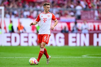 Im Test gegen die AS Monaco verzichtet der FC Bayern München aufgrund von Belastungssteuerung auf einen Einsatz von Joshua Kimmich. Im Test gegen die AS Monaco verzichtet der FC Bayern München aufgrund von Belastungssteuerung auf einen Einsatz von Joshua Kimmich.