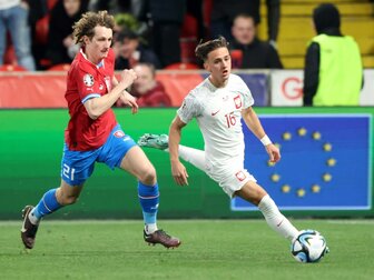 Hertha BSC verpflichtet Karbownik aus Brighton Hertha BSC verpflichtet Karbownik aus Brighton