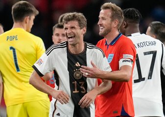 Thomas Müller kommentierte Kanes Transfer wie gewohnt mit Humor. Thomas Müller kommentierte Kanes Transfer wie gewohnt mit Humor.