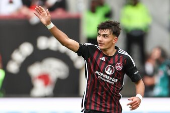 Can Uzun traf im DFB-Pokal historisch dreifach. Can Uzun traf im DFB-Pokal historisch dreifach.