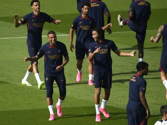 Mbappe bei PSG wieder in Mannschaft integriert Mbappe bei PSG wieder in Mannschaft integriert