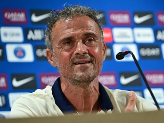 PSG-Coach Enrique überglücklich über Mbappe-Rückkehr PSG-Coach Enrique überglücklich über Mbappe-Rückkehr
