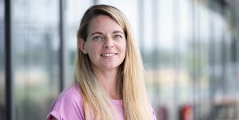 Nia Künzer beendet ihre Karriere als ARD-Expertin. Nia Künzer beendet ihre Karriere als ARD-Expertin.