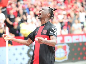 Leverkusen düpiert Leipzig im Duell der Mitfavoriten Leverkusen düpiert Leipzig im Duell der Mitfavoriten