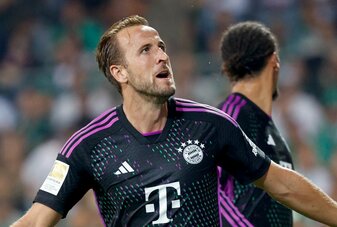 Bayern-Star Harry Kane bejubelt seinen ersten Bundesliga-Treffer. Bayern-Star Harry Kane bejubelt seinen ersten Bundesliga-Treffer.