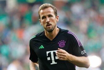 Neuzugang Harry Kane wurde beim Bayern-Testspiel in Südtirol mit Begeisterung empfangen. Neuzugang Harry Kane wurde beim Bayern-Testspiel in Südtirol mit Begeisterung empfangen.