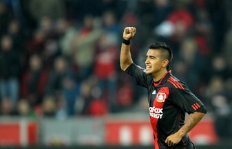 Arturo Vidal sorgt mit einem Kommentar über Robert Enke für massive Kritik und Empörung. Arturo Vidal sorgt mit einem Kommentar über Robert Enke für massive Kritik und Empörung.
