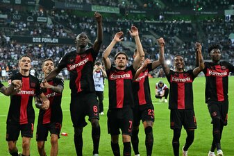 Bayer Leverkusen zeigte auch am zweiten Spieltag eine starke Leistung. Bayer Leverkusen zeigte auch am zweiten Spieltag eine starke Leistung.