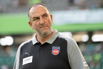 FCH-Trainer Frank Schmidt freut sich auf das Auswärtsspiel. FCH-Trainer Frank Schmidt freut sich auf das Auswärtsspiel.