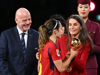 Infantino: Rubiales-Kuss "hätte nie passieren dürfen" Infantino: Rubiales-Kuss "hätte nie passieren dürfen"