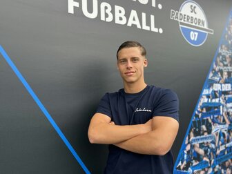 Paderborn holt Martin aus Ried Paderborn holt Martin aus Ried