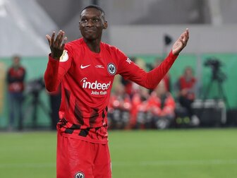 Deal vor dem Aus: Kolo Muani bleibt wohl in Frankfurt Deal vor dem Aus: Kolo Muani bleibt wohl in Frankfurt