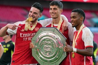 Allesamt neu beim FC Arsenal: Declan Rice (l-r), Kai Havertz und Jurrien Timber. Allesamt neu beim FC Arsenal: Declan Rice (l-r), Kai Havertz und Jurrien Timber.