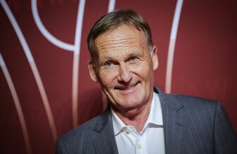 BVB-Geschäftsführer Hans-Joachim Watzke hat nach dem Dortmunder Fehlstart Verständnis für Pfiffe der Fans. BVB-Geschäftsführer Hans-Joachim Watzke hat nach dem Dortmunder Fehlstart Verständnis für Pfiffe der Fans.