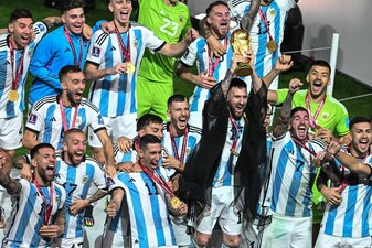 Weltmeister Argentinien eröffnet die Qualifikation für die WM 2026. Weltmeister Argentinien eröffnet die Qualifikation für die WM 2026.