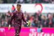 Gladbachs Torhüter Jonas Omlin fällt monatelang verletzt aus.