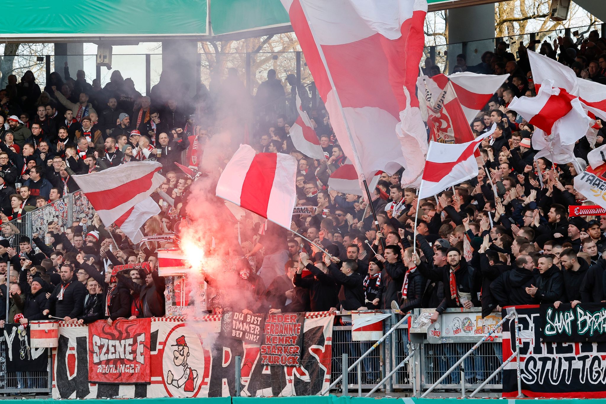 VfB-Präsident: Kontrolliertes Pyro-Abbrennen vorstellbar - Fussballdaten