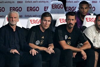 Er übernimmt das Traineramt der Nationalmannschaft nur übergangsweise: Rudi Völler. Er übernimmt das Traineramt der Nationalmannschaft nur übergangsweise: Rudi Völler.