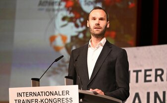Der deutsche Fußball steckt nach Ansicht von Tobias Haupt in einer seiner größten Krisen. Der deutsche Fußball steckt nach Ansicht von Tobias Haupt in einer seiner größten Krisen.