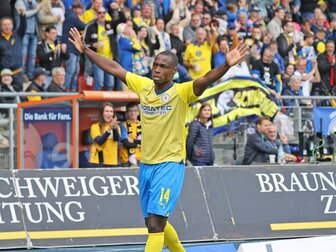 Ujah sichert Eintracht Punkt gegen Club Ujah sichert Eintracht Punkt gegen Club