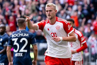Netzte gegen Bochum ein - und wurde wenig später verletzungsbedingt ausgewechselt: Matthijs de Ligt. Netzte gegen Bochum ein - und wurde wenig später verletzungsbedingt ausgewechselt: Matthijs de Ligt.