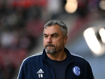 Reis "sehr überrascht" von Schalke-Aus - Dank an die Fans Reis "sehr überrascht" von Schalke-Aus - Dank an die Fans