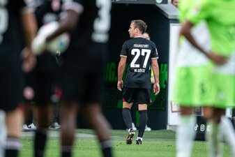 Mario Götze musste in Wolfsburg vorzeitig vom Platz: Mario Götze. Mario Götze musste in Wolfsburg vorzeitig vom Platz: Mario Götze.