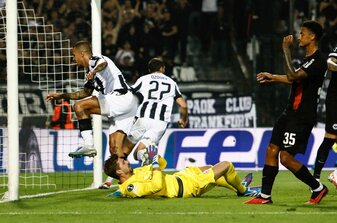 Kevin Trapp musste sich mit Eintracht Frankfurt in Thessaloniki geschlagen geben. Kevin Trapp musste sich mit Eintracht Frankfurt in Thessaloniki geschlagen geben.