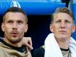 Schweinsteiger und Podolski werden vom DFB verabschiedet (Quelle: PIXATHLON/SID-IMAGES)