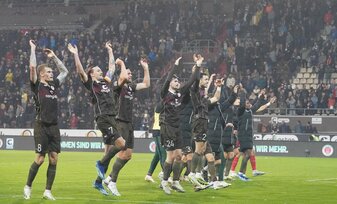 Der FC St. Pauli ist die Mannschaft der Stunde in der 2. Liga. Der FC St. Pauli ist die Mannschaft der Stunde in der 2. Liga.