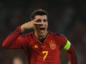 Spanien verdirbt Schottland den Matchball - Unruhe in Italien Spanien verdirbt Schottland den Matchball - Unruhe in Italien