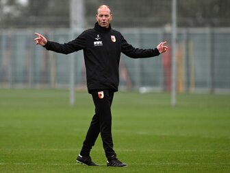 FC Augsburg: Premiere für Thorup ohne Playstation-Modus FC Augsburg: Premiere für Thorup ohne Playstation-Modus
