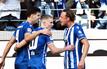 Karlsruher Igor Matanovic (l-r), David Herold und Robin Bormuth bejubeln den Treffer zum 2:0.