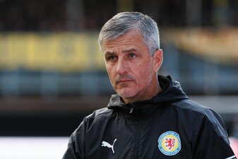 Eintracht Braunschweig hat sich von Trainer Jens Härtel getrennt. Eintracht Braunschweig hat sich von Trainer Jens Härtel getrennt.
