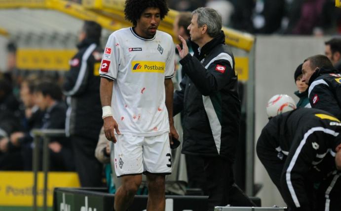 Dante und Favre (v.l.) kennen sich aus Gladbacher Zeiten (Quelle: FIRO/SID-IMAGES)
<br>© 2016 SID