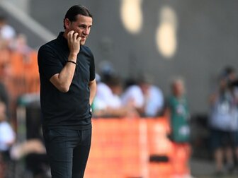 Seoane sieht "kleinen Vorteil" bei Jordan Siebatcheu Seoane sieht "kleinen Vorteil" bei Jordan Siebatcheu